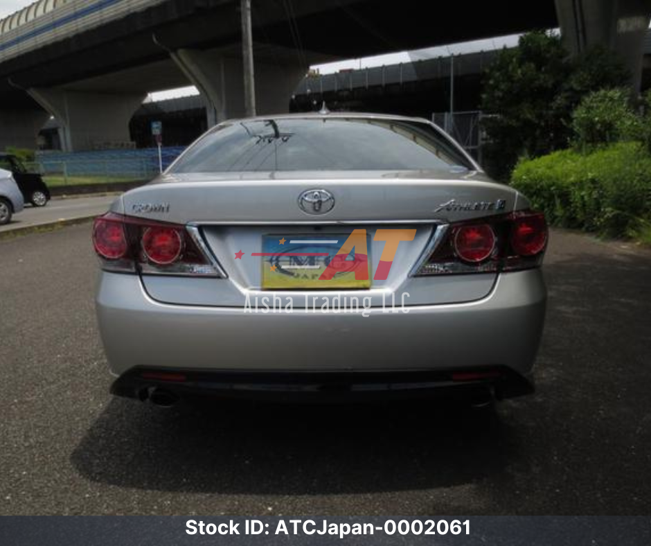 2016 Toyota Crown